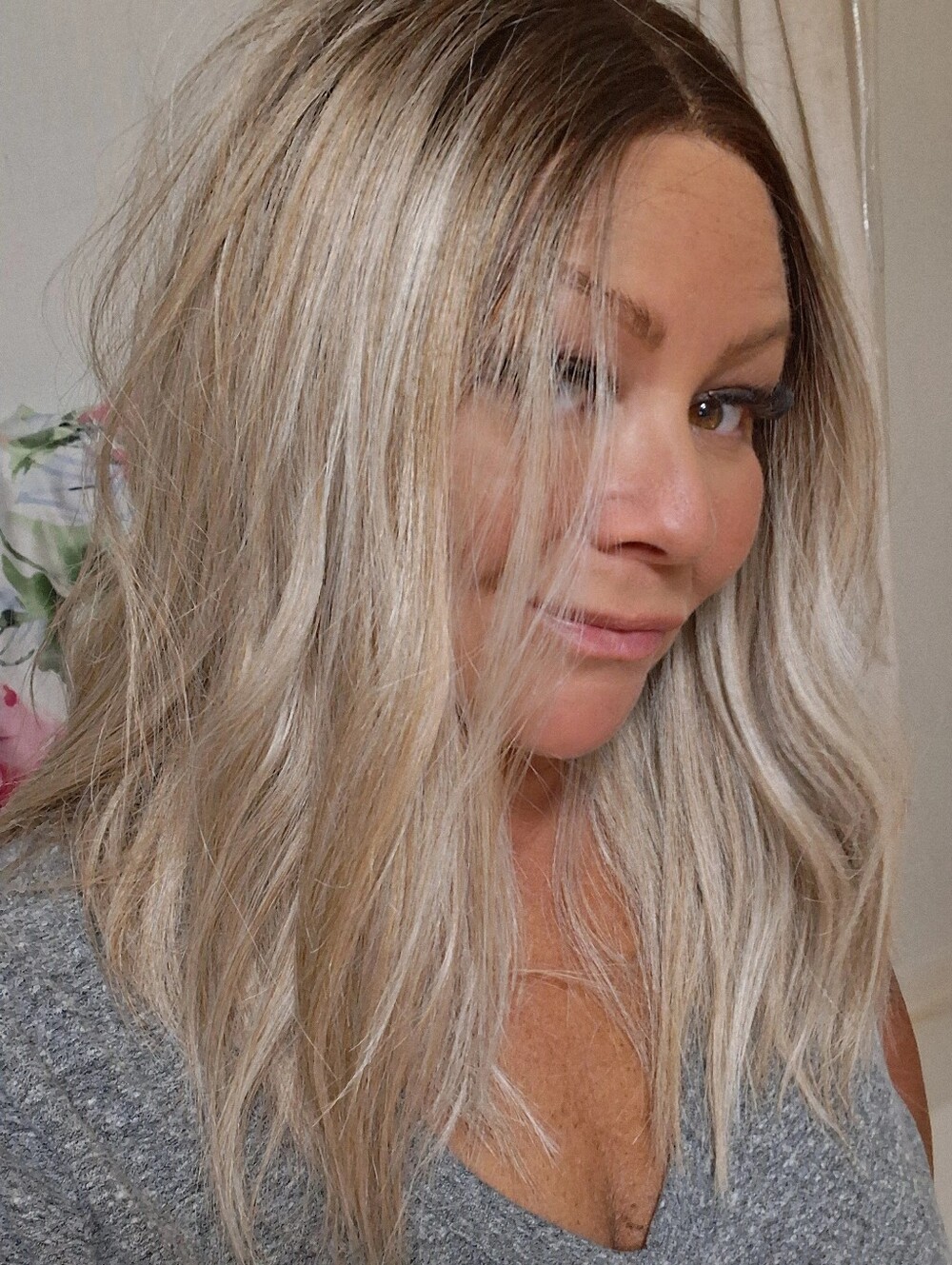Blonde Long Straight Women’s Wig - Natural Ash Blonde - Picture 7 of 8
